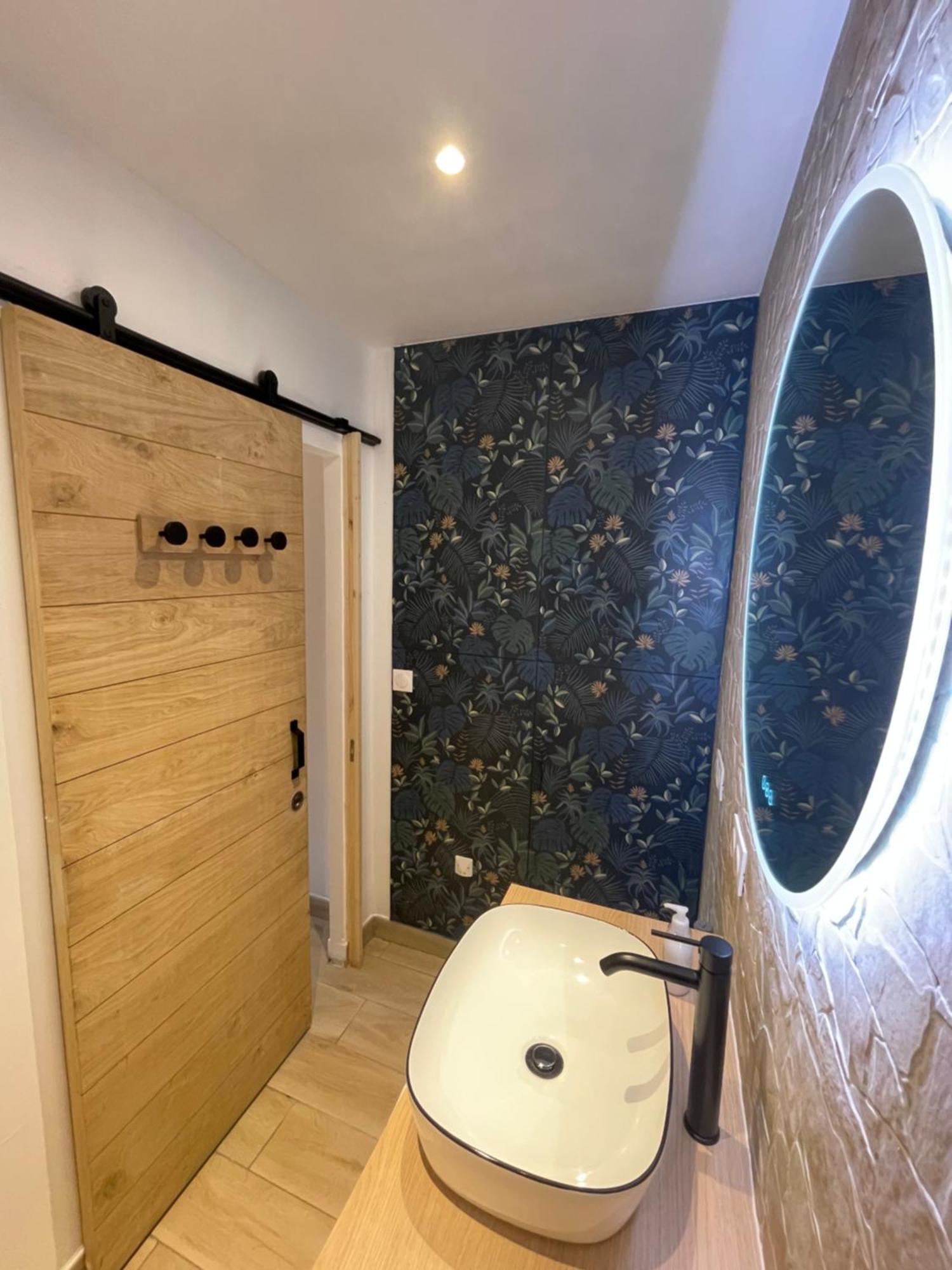 Appartement Ou Studio En Hyper Centre, Pour La Plage Et La Rue Pietonne Il Suffit De Traverser La Rue , Voir La Photo Principale Андерно-ле-Бэн Экстерьер фото